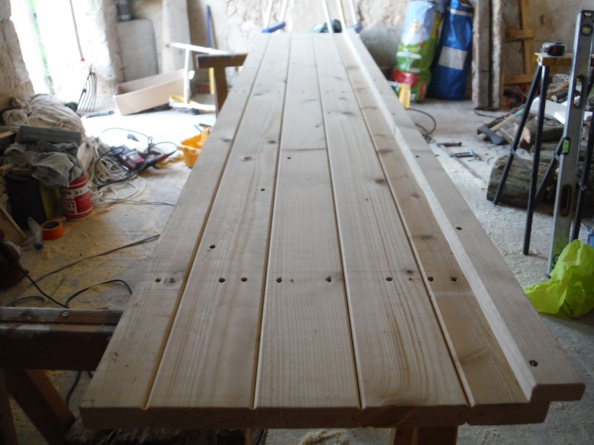 Reprise du blog: Réalisation de volets en bois pour les portes et fenêtres sur-mesure! 