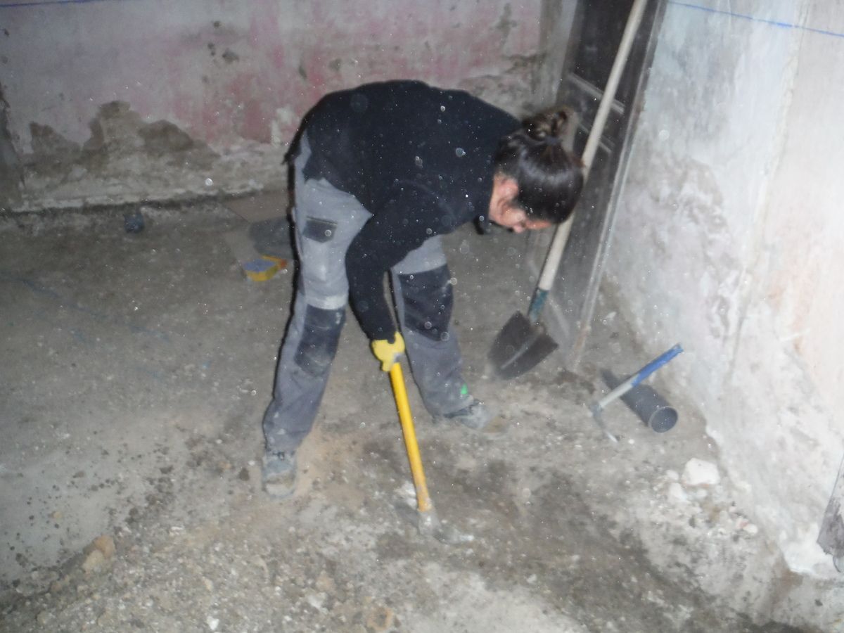 On commence les (vrais) travaux dans la maison.... 