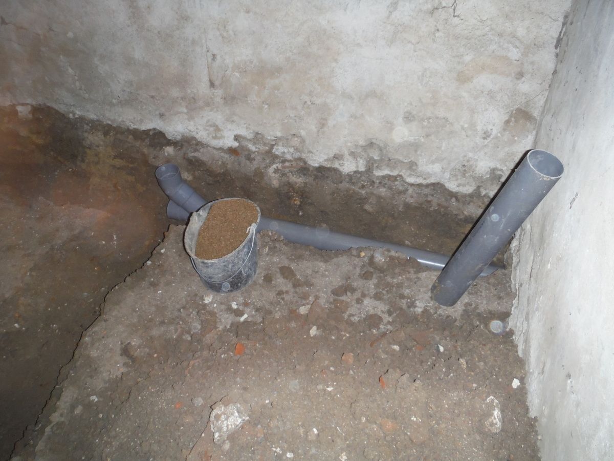 On commence les (vrais) travaux dans la maison.... 