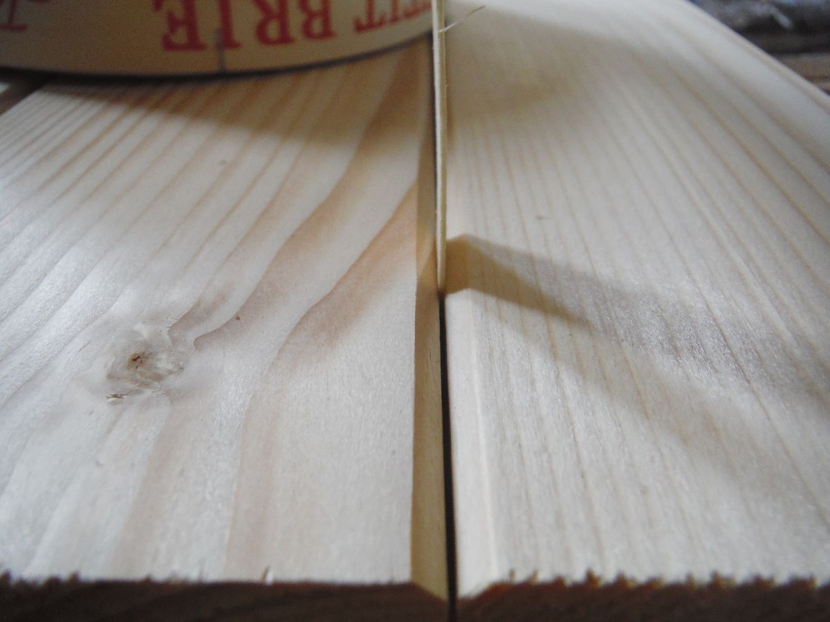 Reprise du blog: Réalisation de volets en bois pour les portes et fenêtres sur-mesure! 