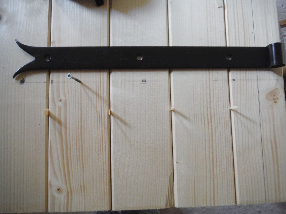 Reprise du blog: Réalisation de volets en bois pour les portes et fenêtres sur-mesure! 