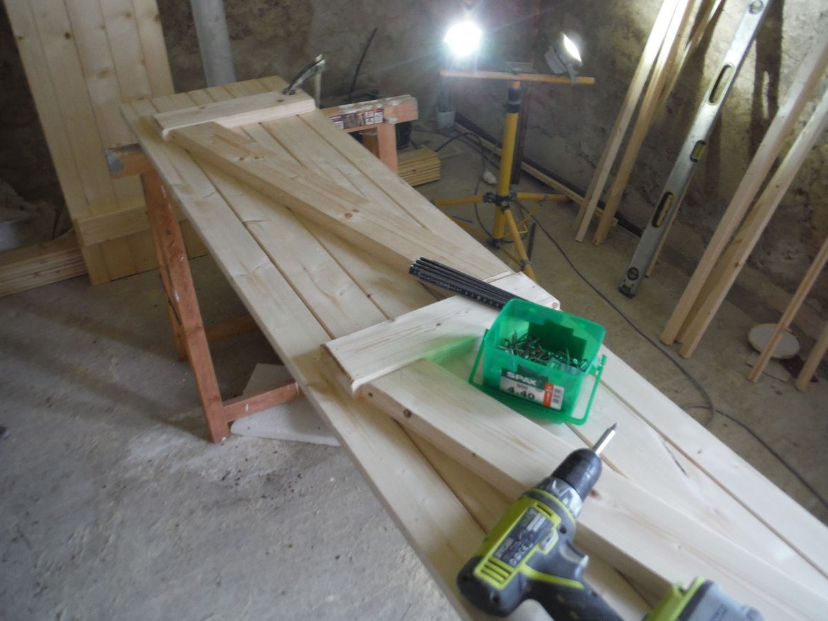 Reprise du blog: Réalisation de volets en bois pour les portes et fenêtres sur-mesure! 