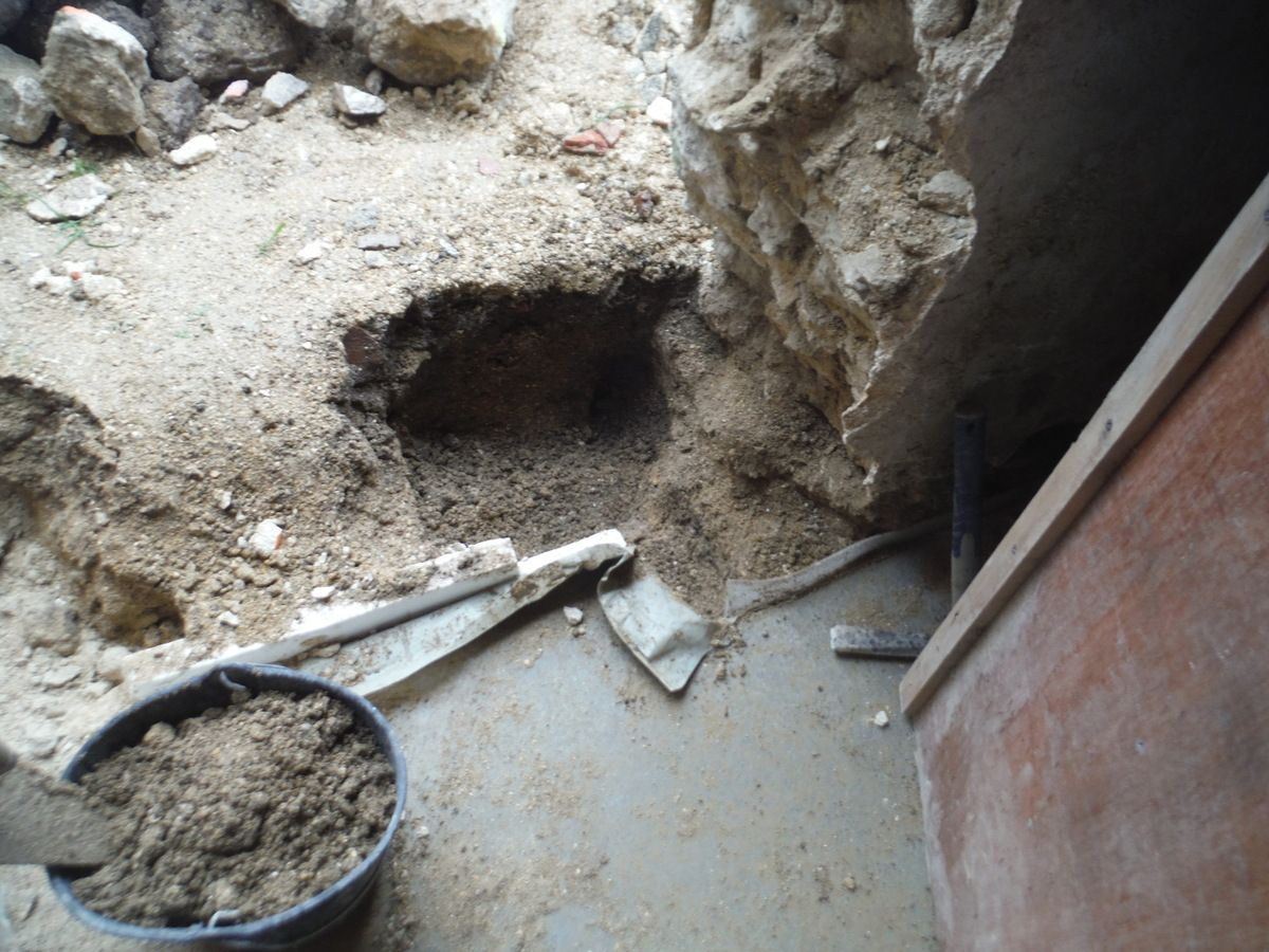Divers travaux... (partie 4: la porte du cellier)