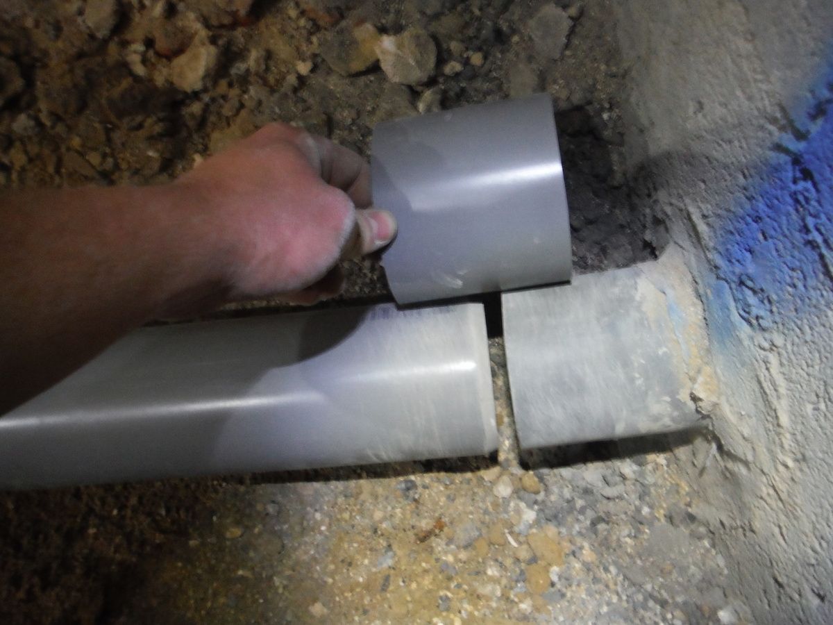 On commence les (vrais) travaux dans la maison.... 