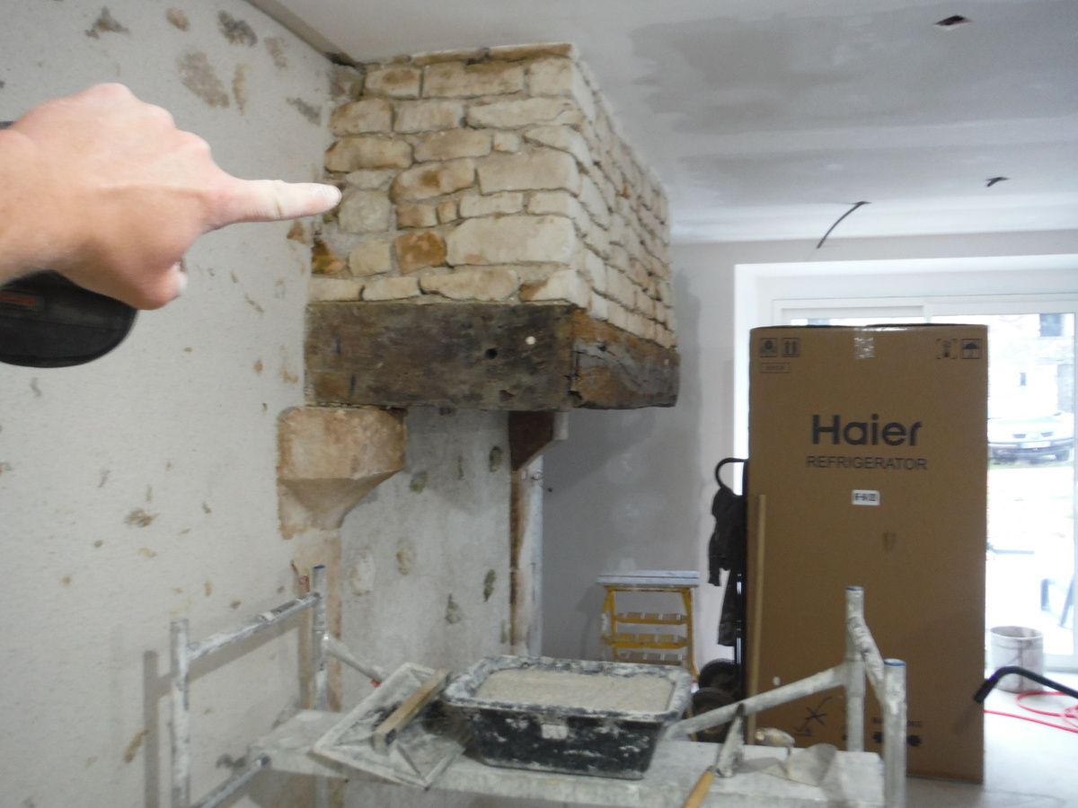 Rénover le mur noirci d'une cheminée!