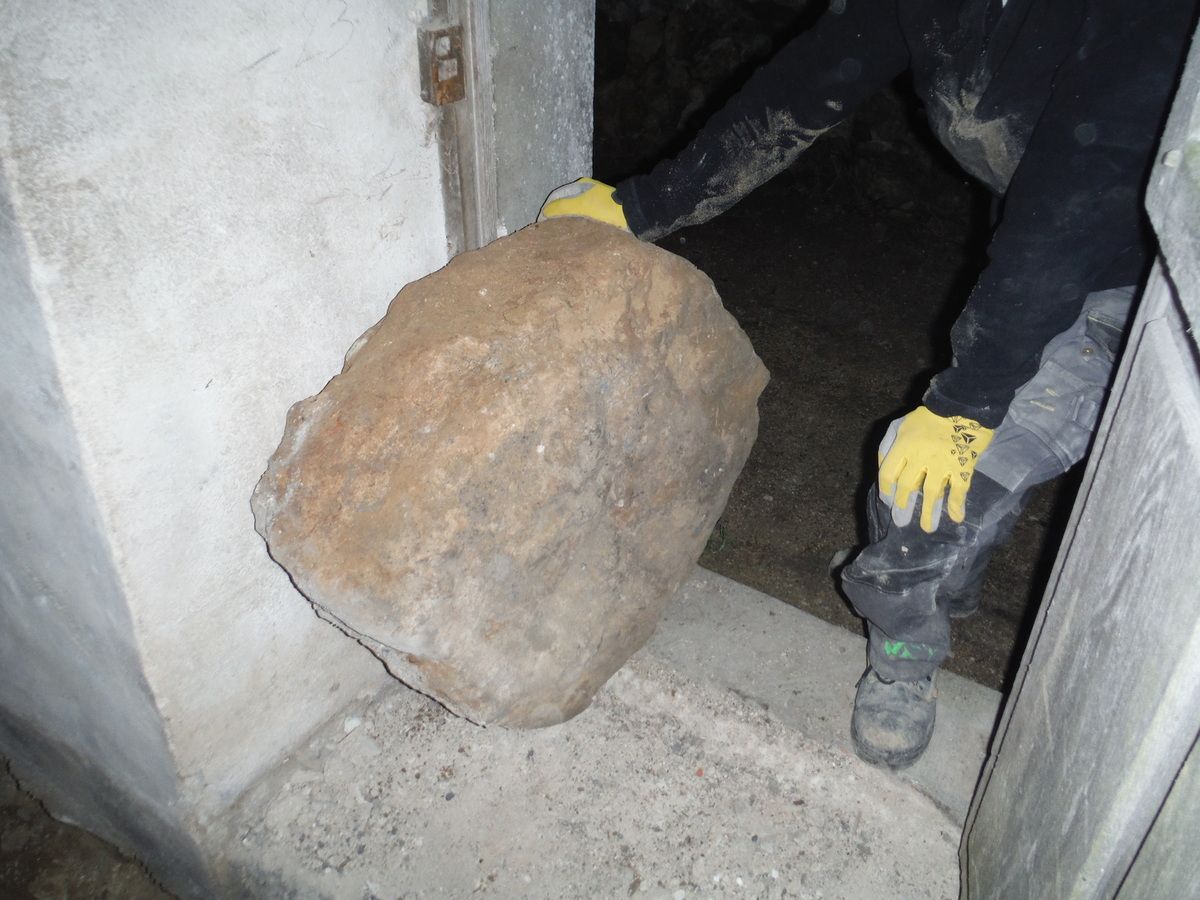 On commence les (vrais) travaux dans la maison.... 