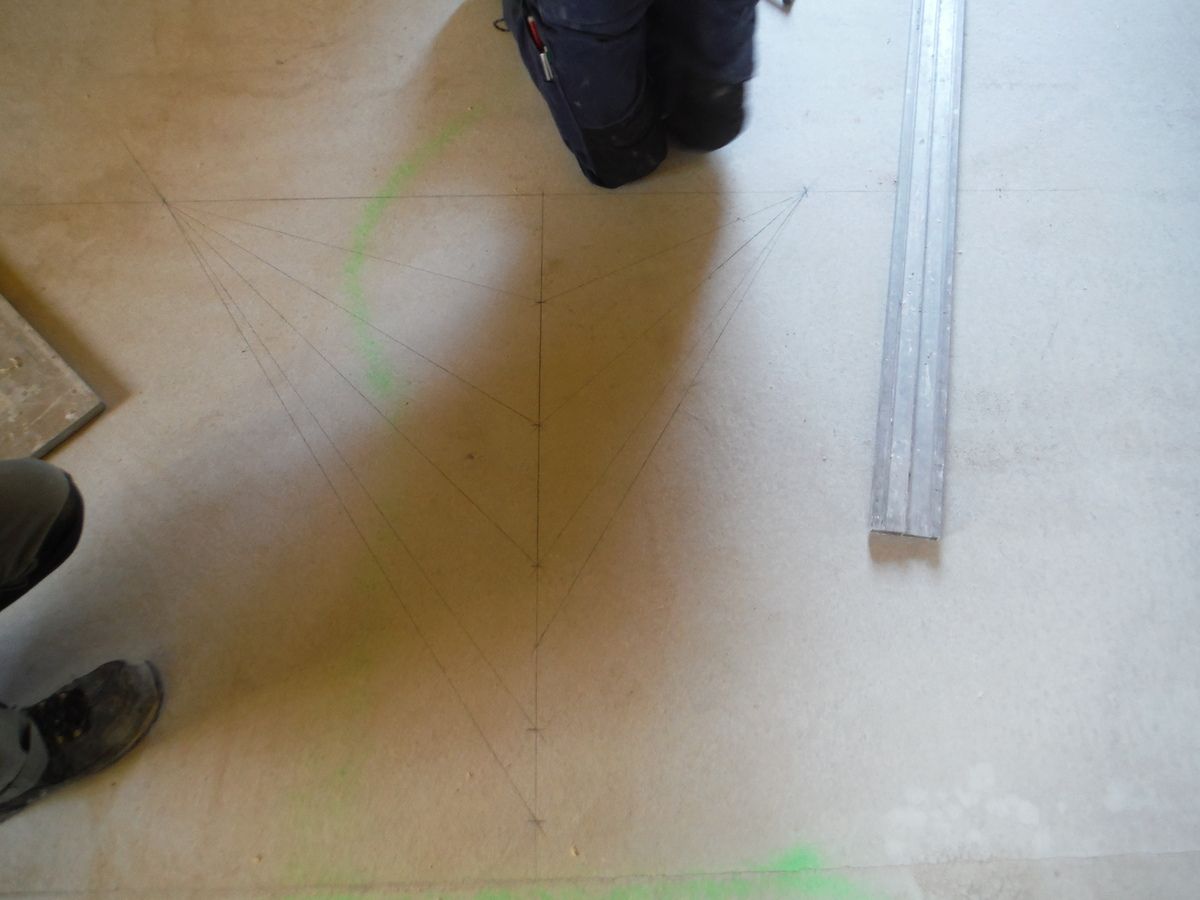 Traçage au sol d'un escalier en béton!