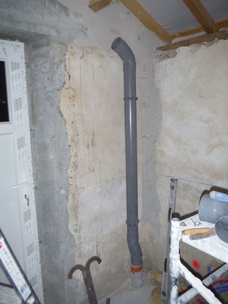 Poser les ventilations de toit (WC)