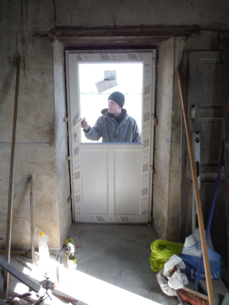 Divers travaux... (partie 2: la porte de la chambre)