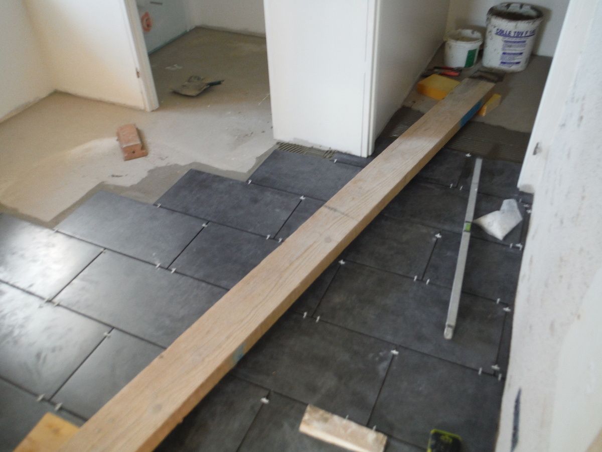Suite du carrelage!